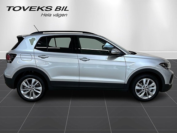 Volkswagen T-Cross 2 of 15