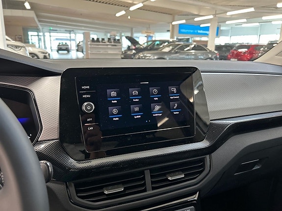 Volkswagen T-Cross 14 of 15