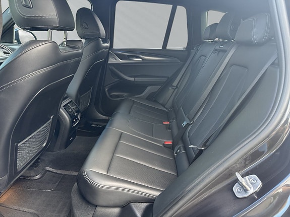 BMW X3 14 of 25