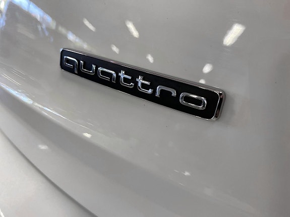 Audi Q3 12 of 12