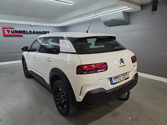 Citroen C4 Cactus 4 of 8