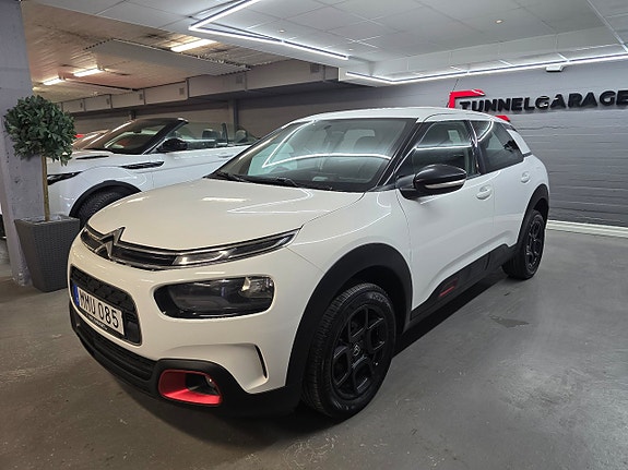Citroen C4 Cactus 2 of 8
