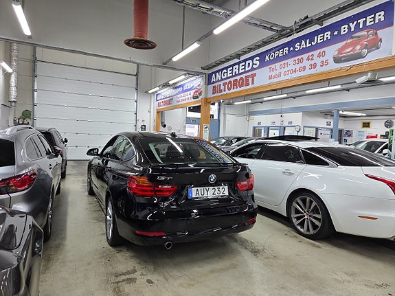 BMW 318d 3 of 19