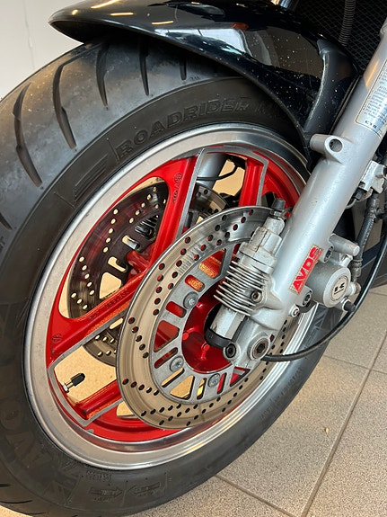 Kawasaki ZX900A, GPZ900 8 of 10