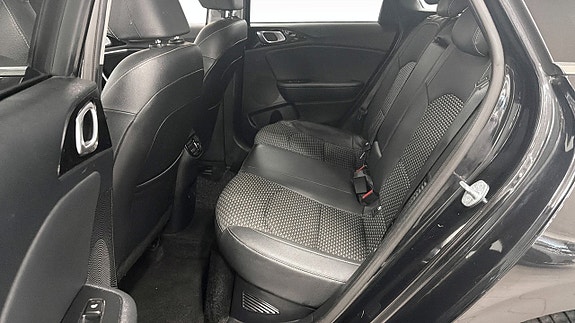 Kia Ceed 11 of 26
