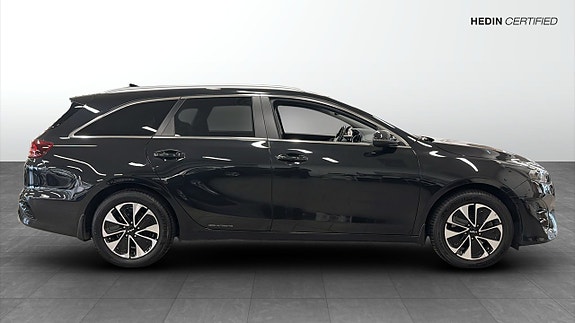 Kia Ceed 4 of 26