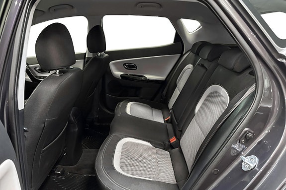Kia Ceed 12 of 13