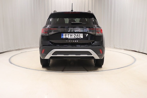 Volkswagen T-Cross 5 of 10