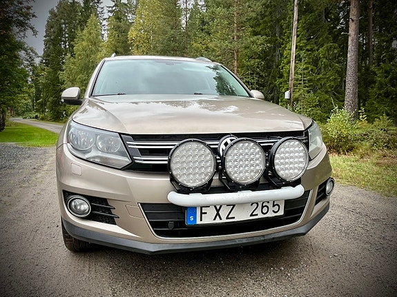 Volkswagen Tiguan 2 of 13