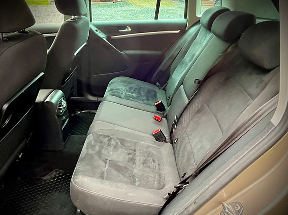 Volkswagen Tiguan 8 of 13