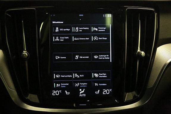 Volvo V60 21 of 30