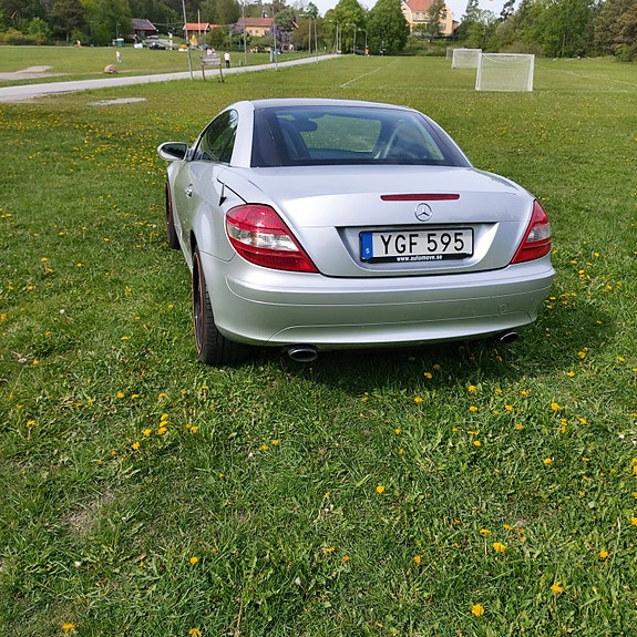 Mercedes-Benz SLK200 7 of 7