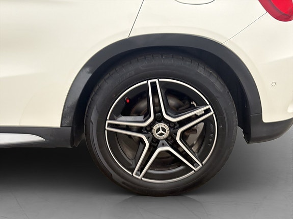 Mercedes-Benz GLA220 d 29 of 30