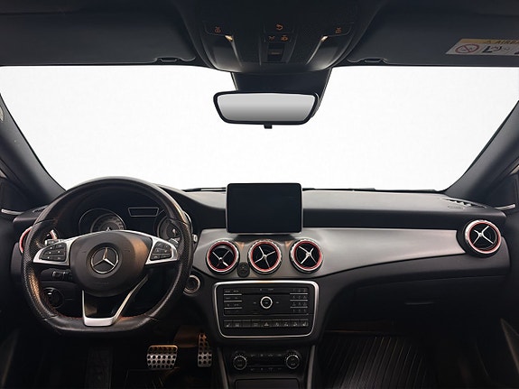 Mercedes-Benz GLA220 d 17 of 30