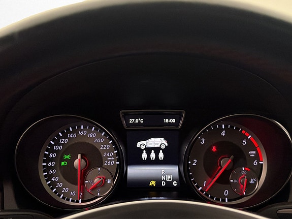 Mercedes-Benz GLA220 d 19 of 30