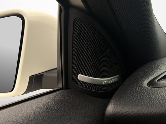 Mercedes-Benz GLA220 d 13 of 30