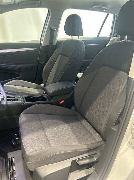 Volkswagen Golf I 11 of 19
