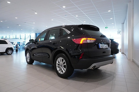 Ford Kuga 4 of 12