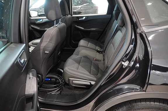 Ford Kuga 6 of 12