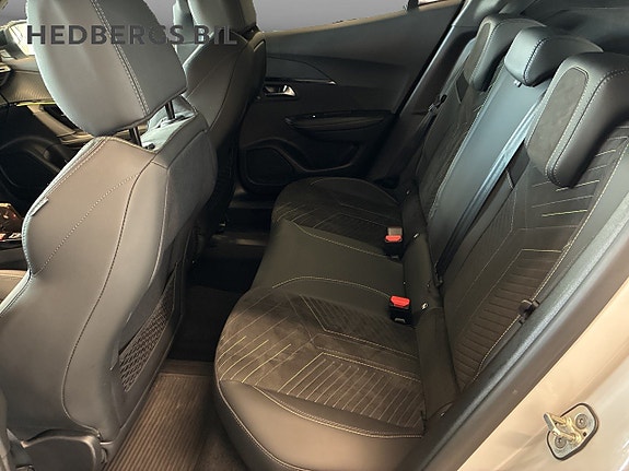 Peugeot 2008 8 of 17