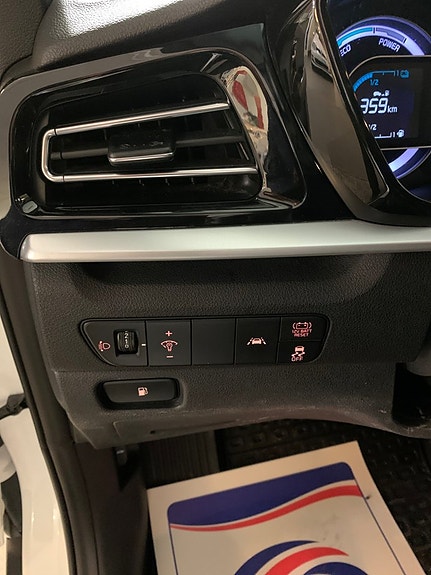Kia Niro 11 of 28