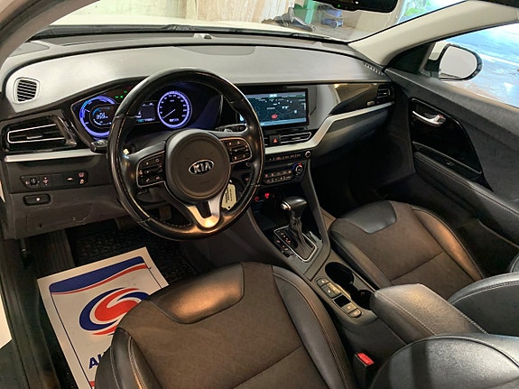Kia Niro 10 of 28