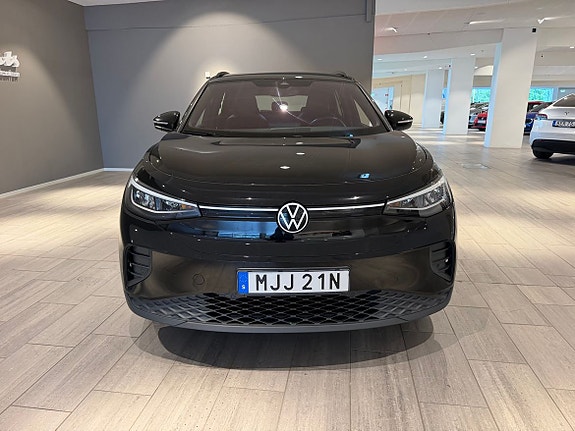 Volkswagen ID.4 3 of 17