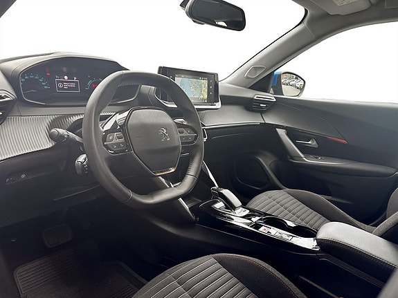 Peugeot e-2008 4 of 15