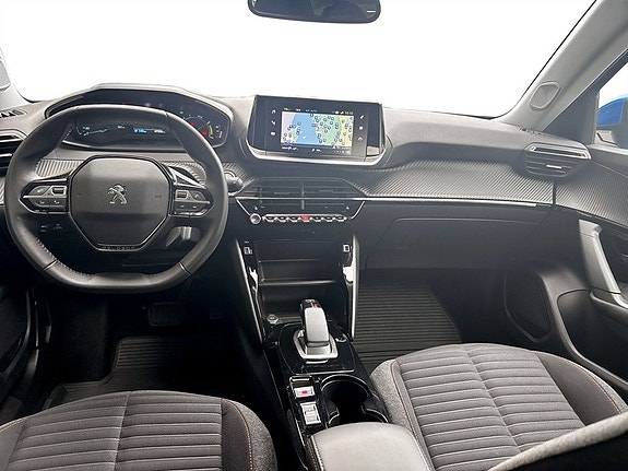 Peugeot e-2008 6 of 15
