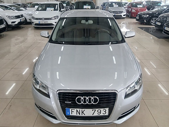 Audi A3 3 of 23