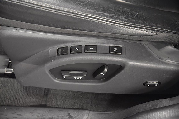 Volvo XC60 14 of 21
