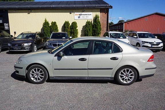 Saab 9-3 3 of 7