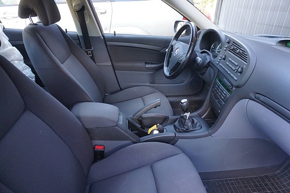 Saab 9-3 6 of 7