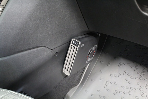 Peugeot 208 10 of 10