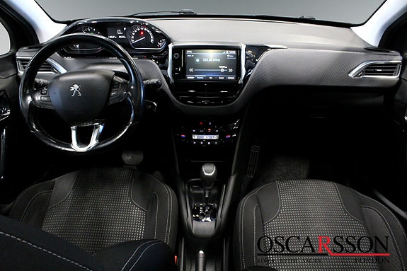 Peugeot 208 5 of 10