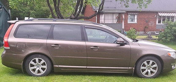 Volvo V70 5 of 7
