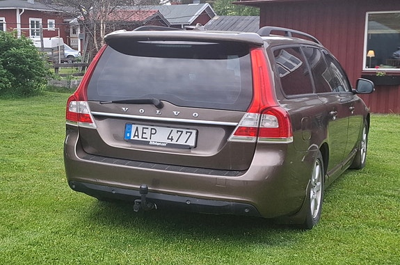 Volvo V70 4 of 7