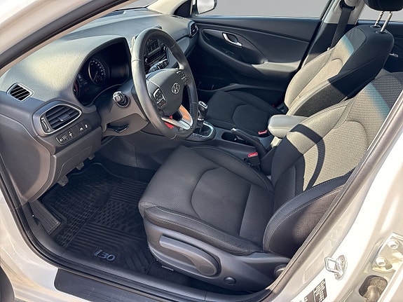Hyundai i30 6 of 27