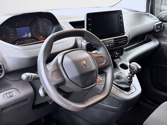 Peugeot Partner 8 of 12