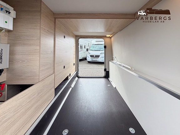 Weinsberg CaraCompact 600 MEG Pepper ed. *Smalt chassi *Långb *Garage *Aut *Smarta lösningar *Fr. 3,70% ränta 18 of 24