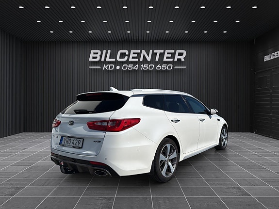 Kia Optima 7 of 24