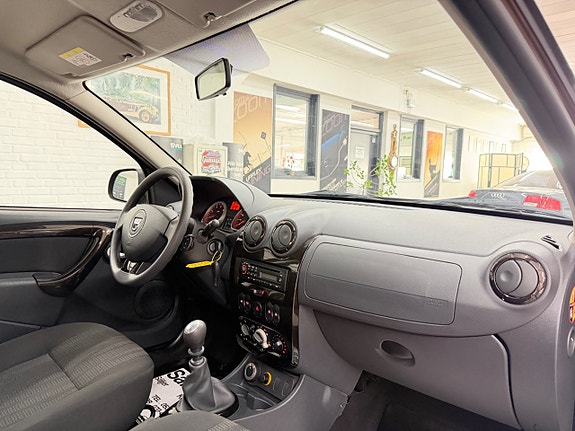 Dacia Duster 18 of 30