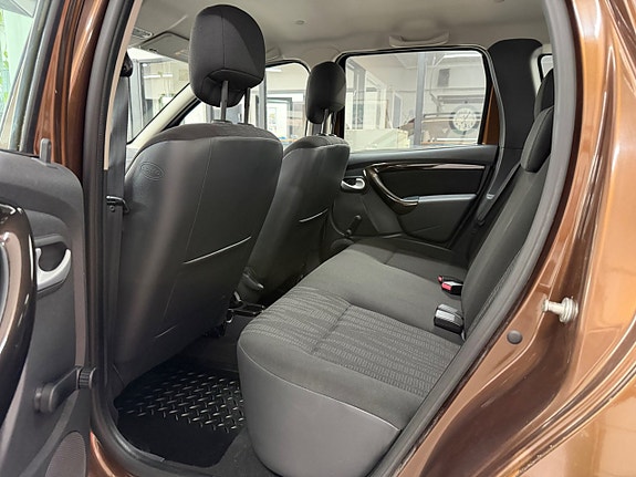Dacia Duster 24 of 30