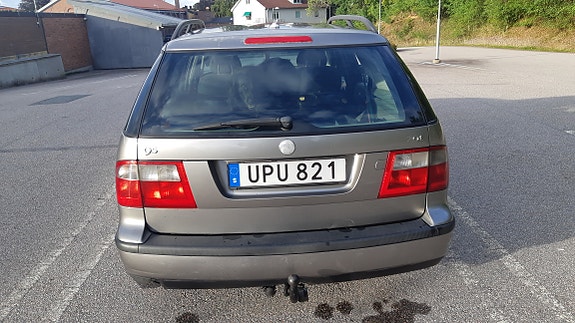 Saab 9-5 3 of 12