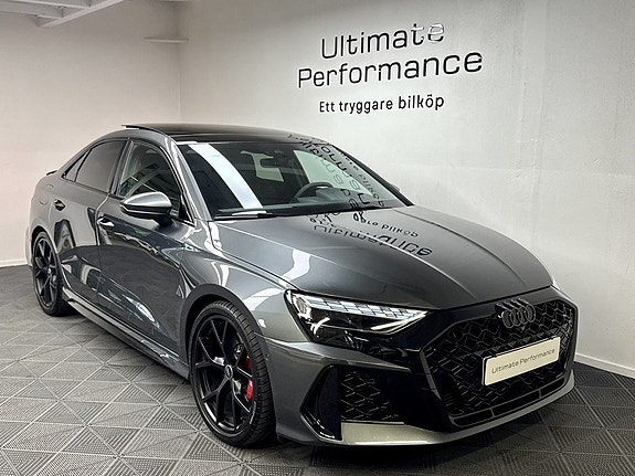 Audi RS3 4 of 27