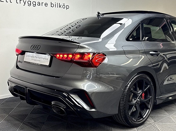 Audi RS3 6 of 27