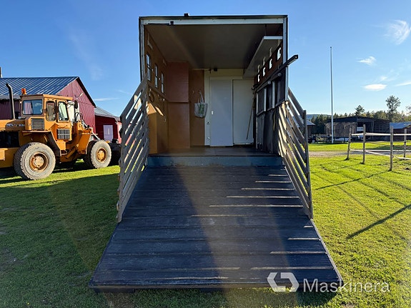 Hästlastbil med bodel 4 of 27