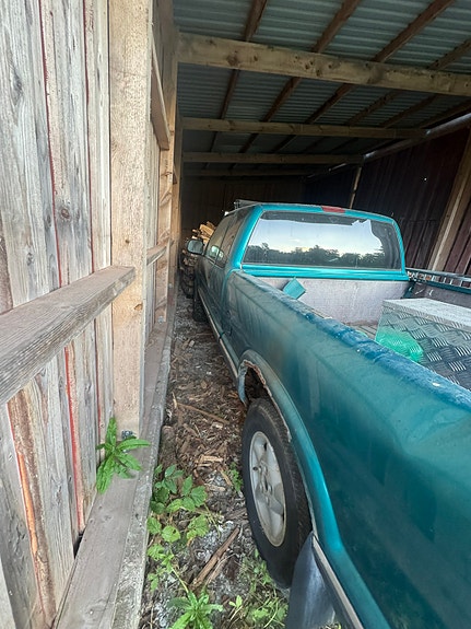 Chevrolet S10 2 of 4