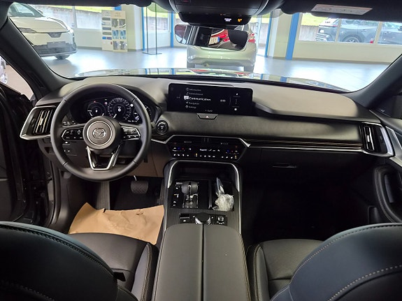 Mazda CX-60 9 of 15