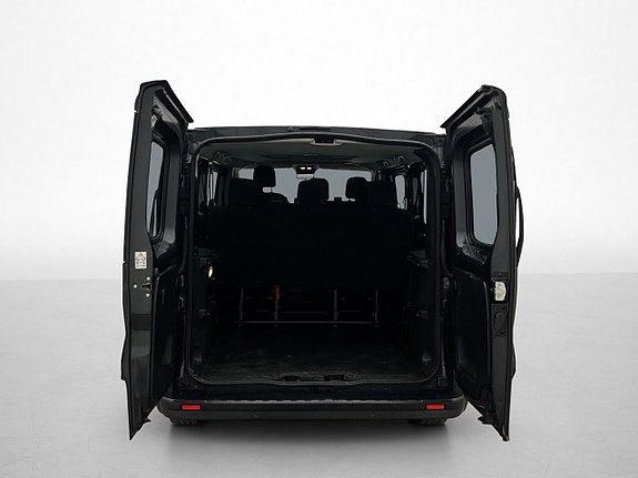 Renault Trafic 11 of 30